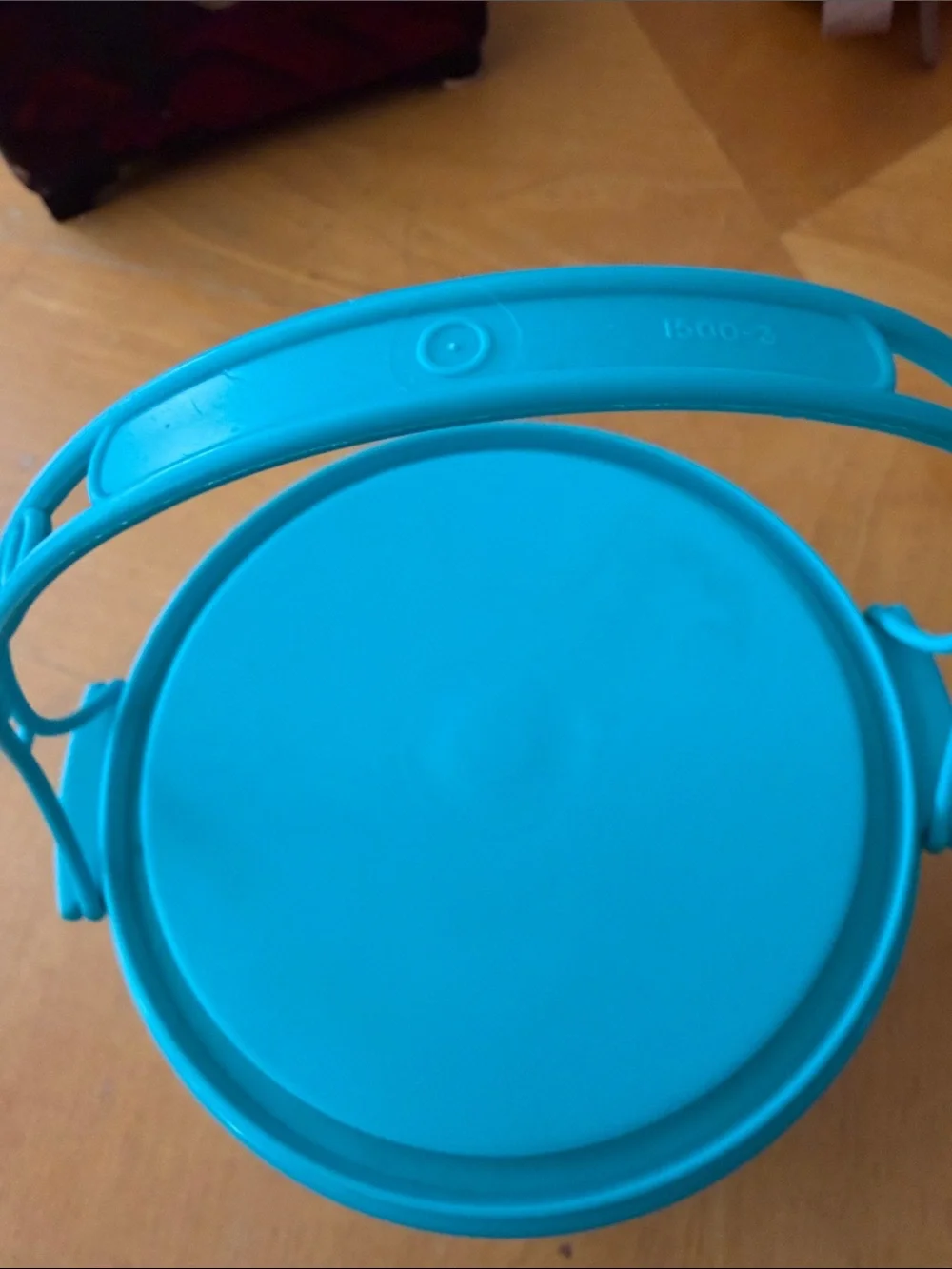 White Storage Bucket with Teal Handle and Lid
